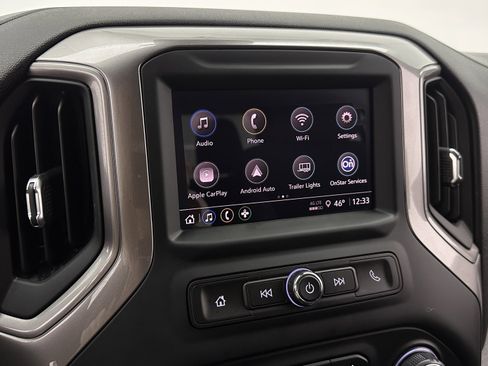 Used 2024 Chevrolet Silverado 1500 Custom image 16