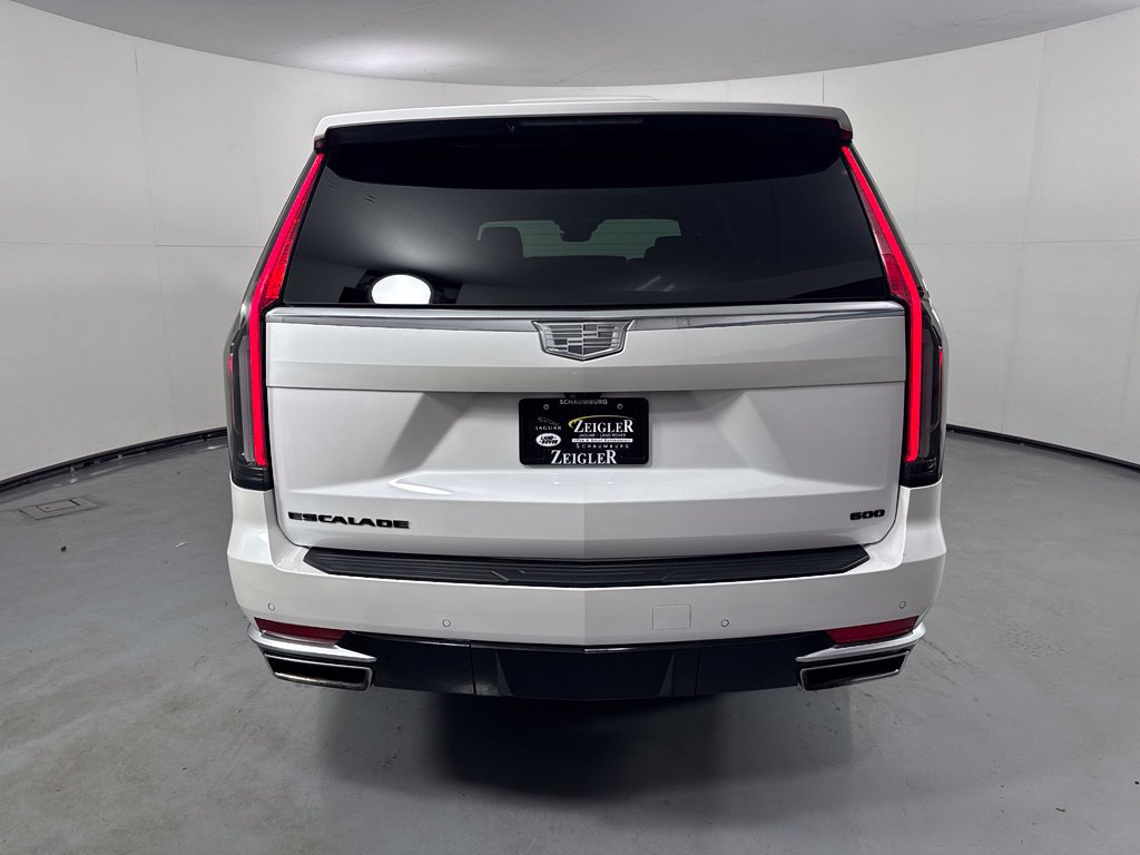 Used 2024 Cadillac Escalade ESV Premium Luxury AWD/4WD image 6