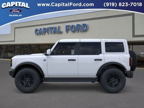 New 2026 Ford Bronco Outer Banks w/ Sasquatch Package AWD/4WD image 3