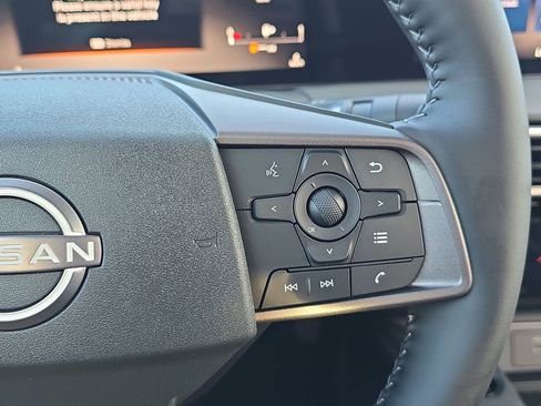 New 2026 Nissan Sentra SV w/ SV Convenience Package FWD image 17