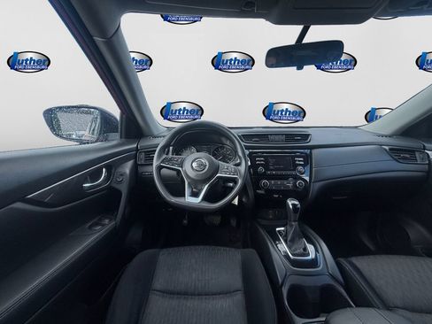 Used 2017 Nissan Rogue AWD image 11