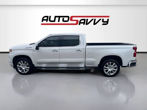 Used 2025 Chevrolet Silverado 1500 High Country w/ Technology Package AWD/4WD image 4