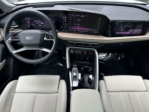Used 2025 Audi Q5 Prestige AWD/4WD image 13