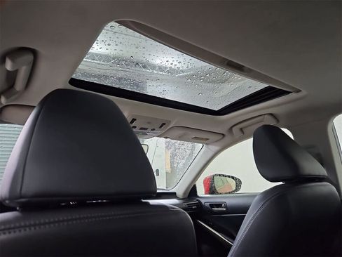 Used 2018 Lexus IS 300 w/ Accessory Package 2 image 22