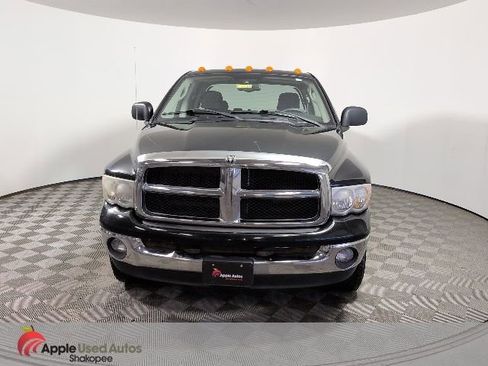Used 2004 Dodge Ram 1500 Truck SLT w/ Quad Cab Value Group image 2