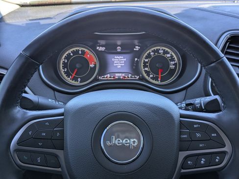 Used 2021 Jeep Cherokee Limited w/ Elite Package image 36