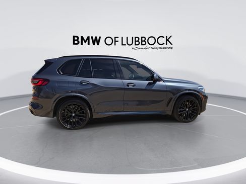 Used 2021 BMW X5 M50i AWD/4WD image 9