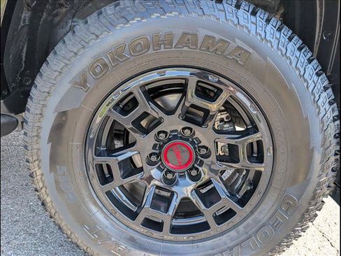 Used 2022 Toyota 4Runner TRD Off-Road Premium w/ TRD Black Wheel Package (TMS) AWD/4WD image 20