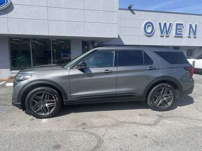 Used 2025 Ford Explorer ST-Line w/ Premium Package