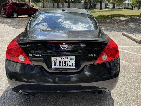 Used 2011 Nissan Altima 2.5 S w/ 2.5S Premium Pkg image 4