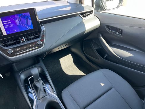 Used 2023 Toyota Corolla LE FWD image 28