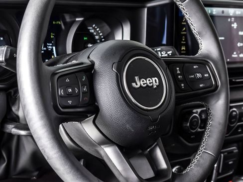 Used 2025 Jeep Wrangler Unlimited Sport S 4xe AWD/4WD image 16
