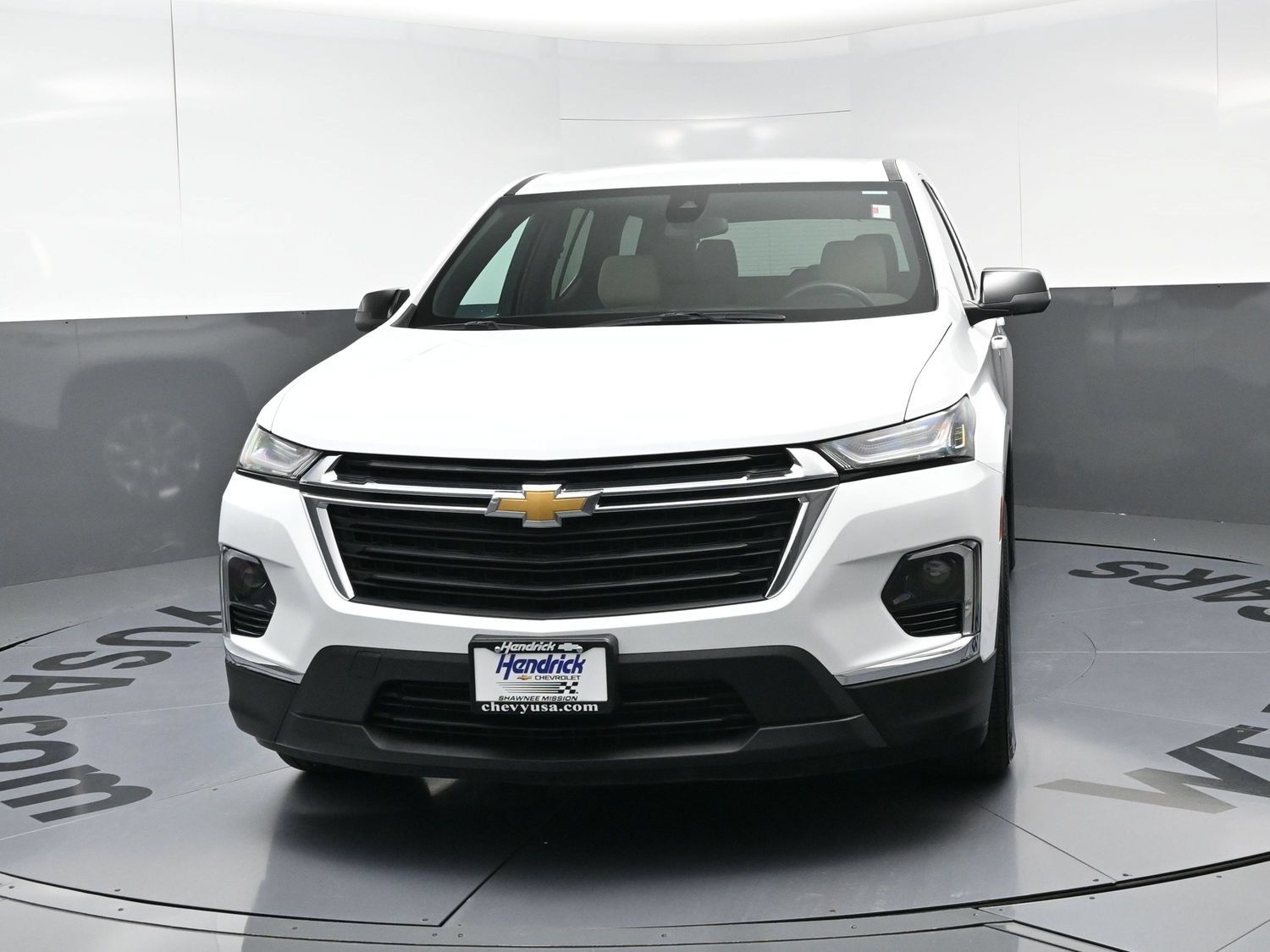 Used 2022 Chevrolet Traverse LS FWD image 5