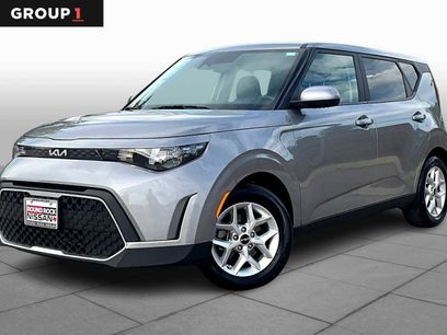 Used 2023 Kia Soul LX w/ Option Group 015