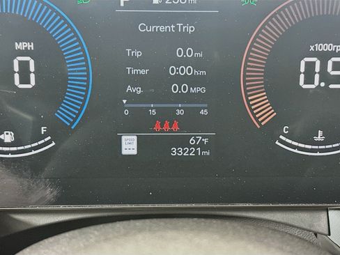 Used 2025 Hyundai Sonata SEL FWD image 19