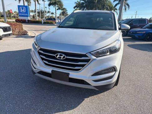 Used 2017 Hyundai Tucson Sport w/ Cargo Package image 2