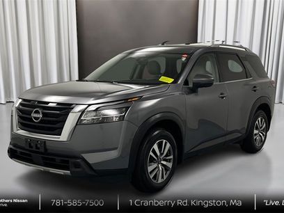 Certified 2023 Nissan Pathfinder SL