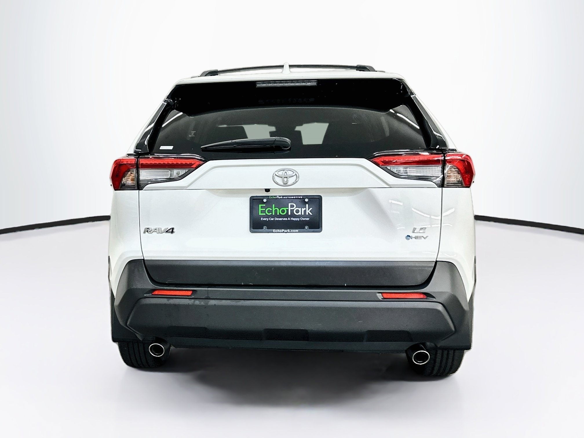 Used 2025 Toyota RAV4 LE AWD/4WD image 7
