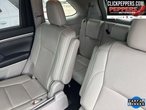 Used 2019 Toyota Highlander Limited AWD/4WD image 9