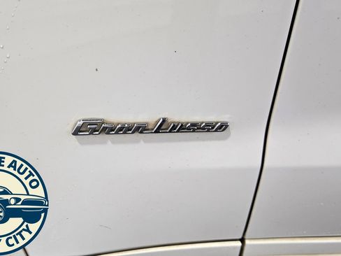 Used 2019 Maserati Levante GranLusso AWD/4WD image 30