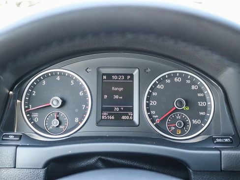 Used 2012 Volkswagen Tiguan S FWD image 23