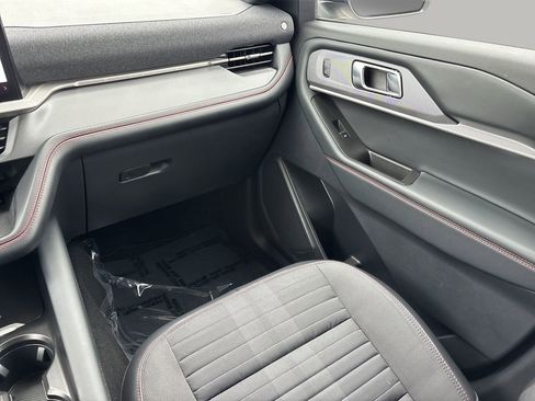 Certified 2025 Ford Explorer ST-Line w/ Premium Package image 16