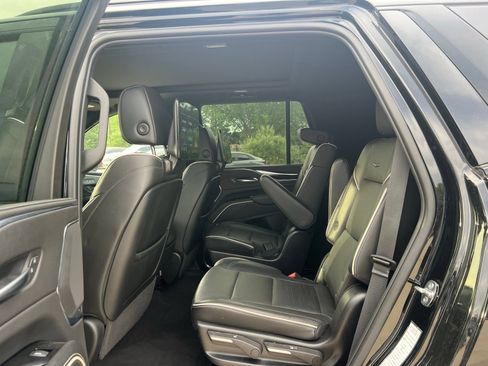 Used 2023 Cadillac Escalade Sport AWD/4WD image 20