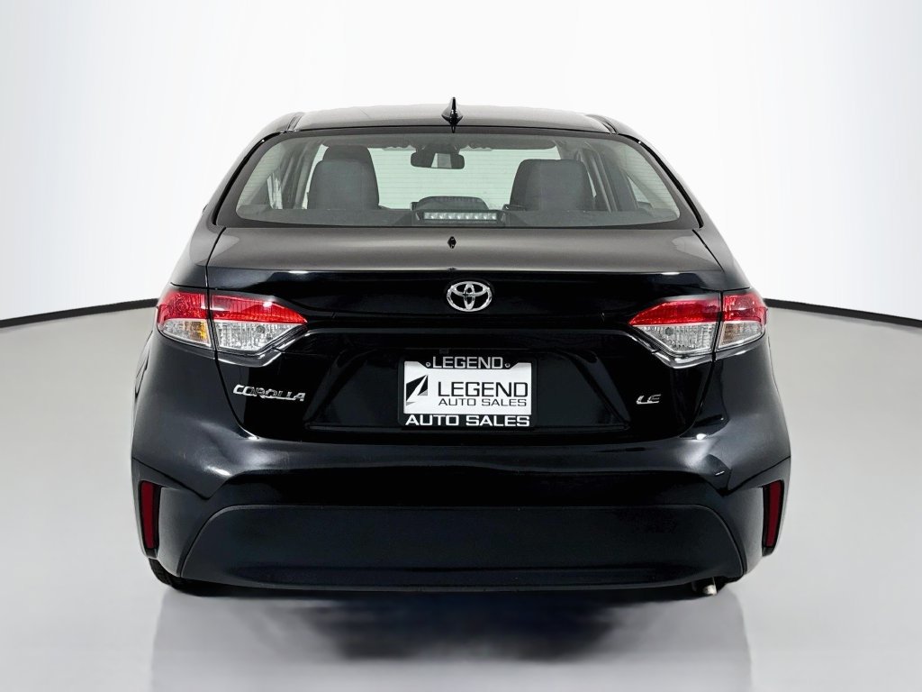 Used 2025 Toyota Corolla LE FWD image 7