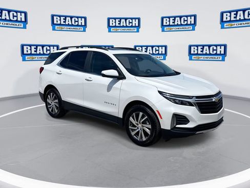 Used 2023 Chevrolet Equinox LT FWD image 2