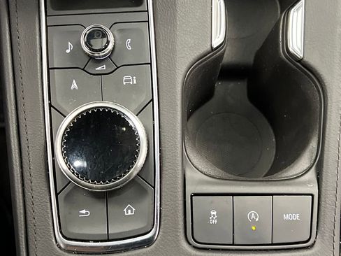 Used 2024 Cadillac XT4 Premium Luxury image 47