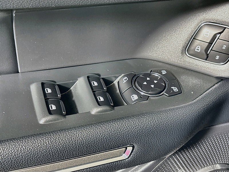 Used 2024 Ford Expedition XLT AWD/4WD image 20