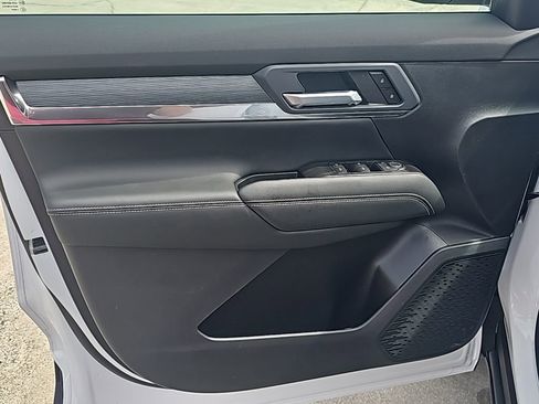 New 2026 GMC Terrain Elevation image 10