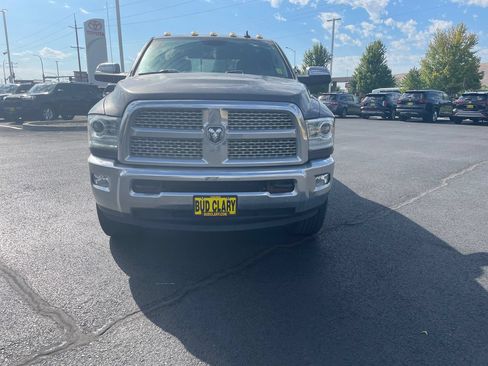 Used 2014 RAM 2500 Laramie AWD/4WD image 9