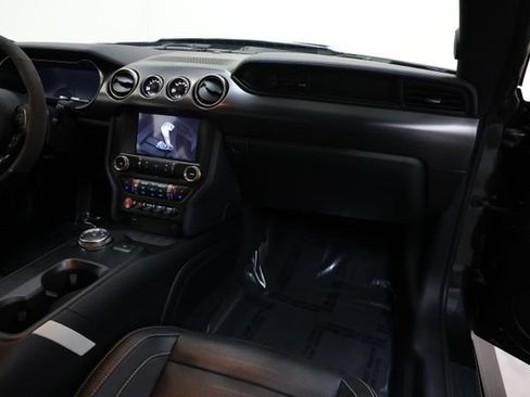 Used 2022 Ford Mustang Shelby GT500 w/ Technology Package image 99