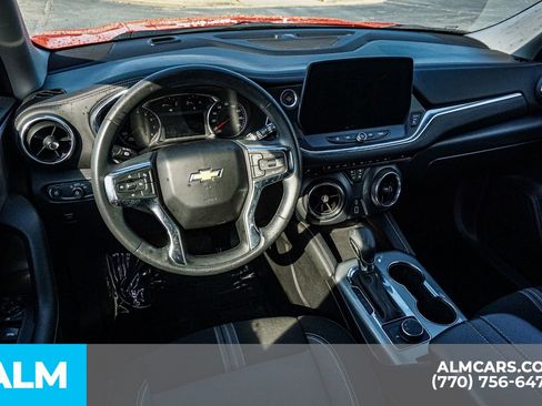 Used 2025 Chevrolet Blazer LT image 22