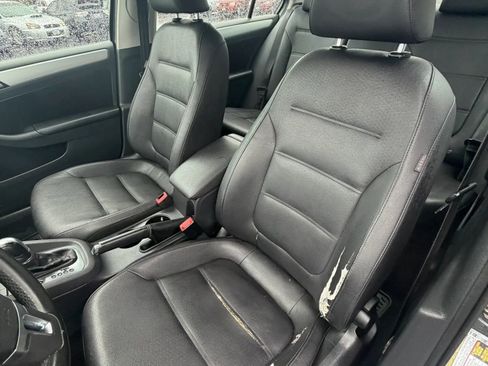 Used 2011 Volkswagen Jetta TDI image 9