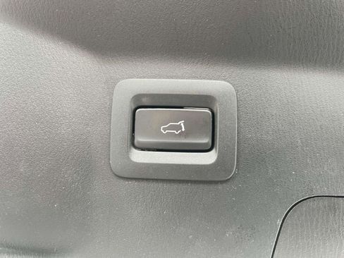 Used 2023 MAZDA CX-9 Touring AWD/4WD image 9