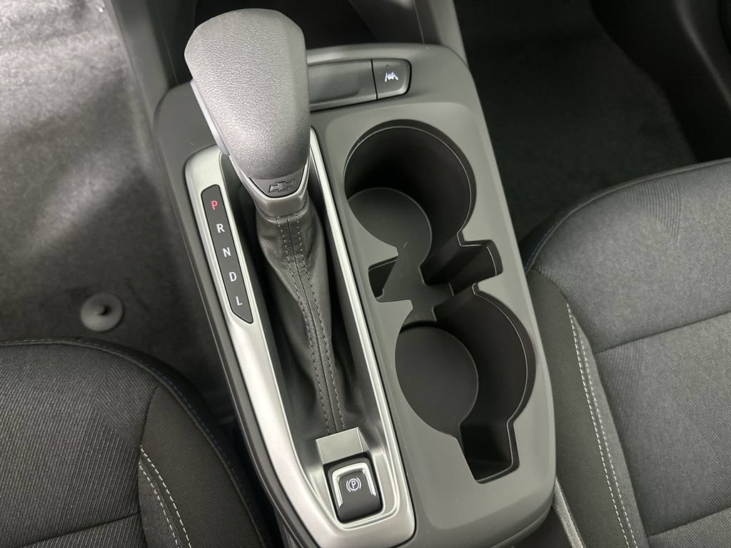New 2026 Chevrolet Trax LS w/ LS Convenience Package FWD image 17