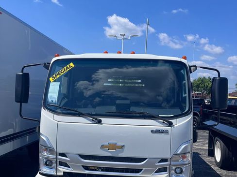 New 2025 Chevrolet Low Cab Forward RWD image 29
