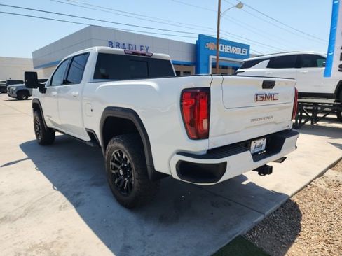 Used 2022 GMC Sierra 2500 AT4 w/ AT4 Preferred Package image 6