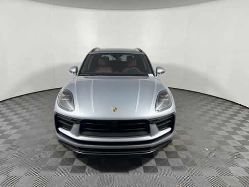 Certified 2026 Porsche Macan AWD/4WD image 10