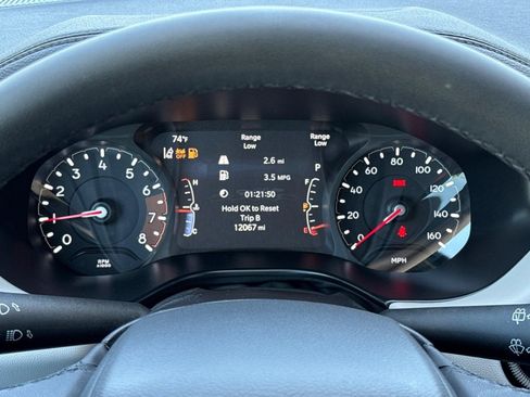 Used 2025 Jeep Compass Limited AWD/4WD image 21