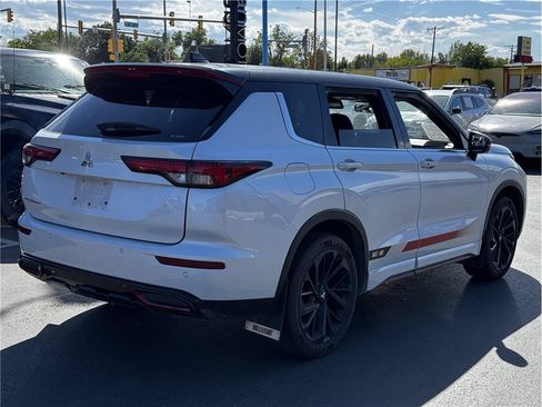 Used 2024 Mitsubishi Outlander Ralliart AWD/4WD image 2