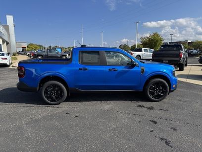 New 2025 Ford Maverick XLT w/ Black Appearance Package