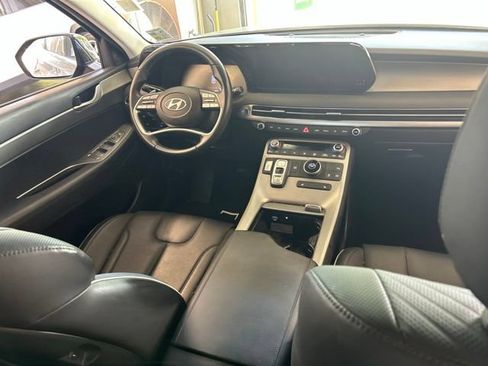 Used 2025 Hyundai Palisade SEL FWD image 13