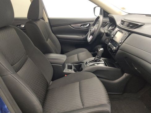 Used 2017 Nissan Rogue SV w/ SV Premium Package FWD image 21