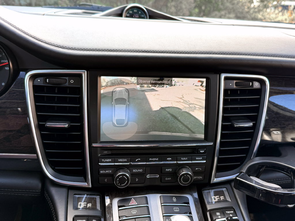 Used 2012 Porsche Panamera 4S image 32