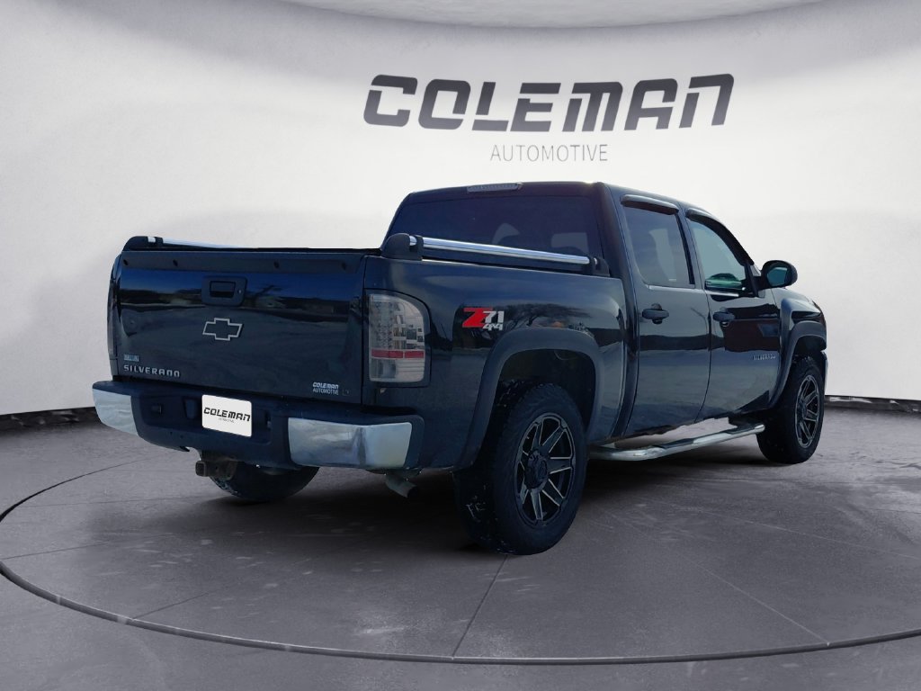 Used 2011 Chevrolet Silverado 1500 LT w/ All-Star Edition AWD/4WD image 5