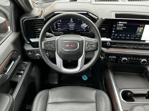 Used 2025 GMC Sierra 2500 SLT w/ SLT Premium Package AWD/4WD image 16