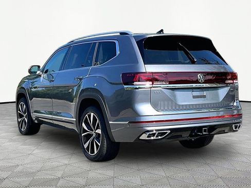 Used 2024 Volkswagen Atlas SEL Premium R-Line AWD/4WD image 4